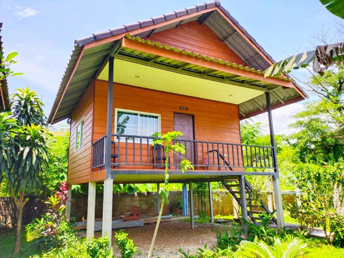 Pasanchai Bungalow Vang Vieng Dış mekan fotoğraf