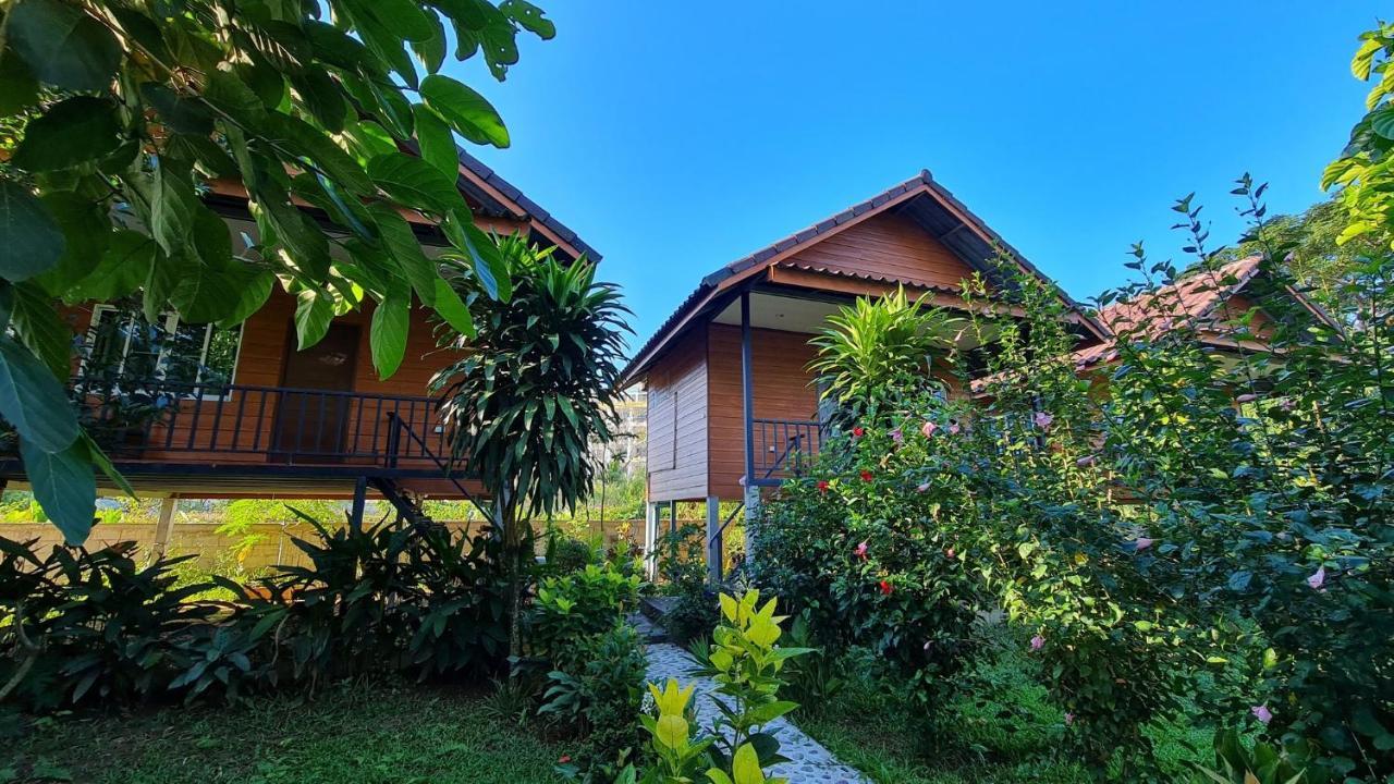 Pasanchai Bungalow Vang Vieng Dış mekan fotoğraf