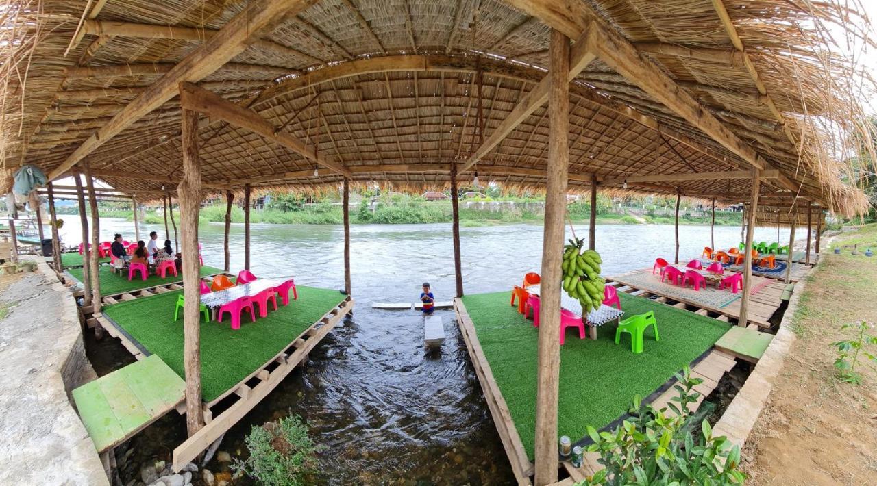 Pasanchai Bungalow Vang Vieng Dış mekan fotoğraf