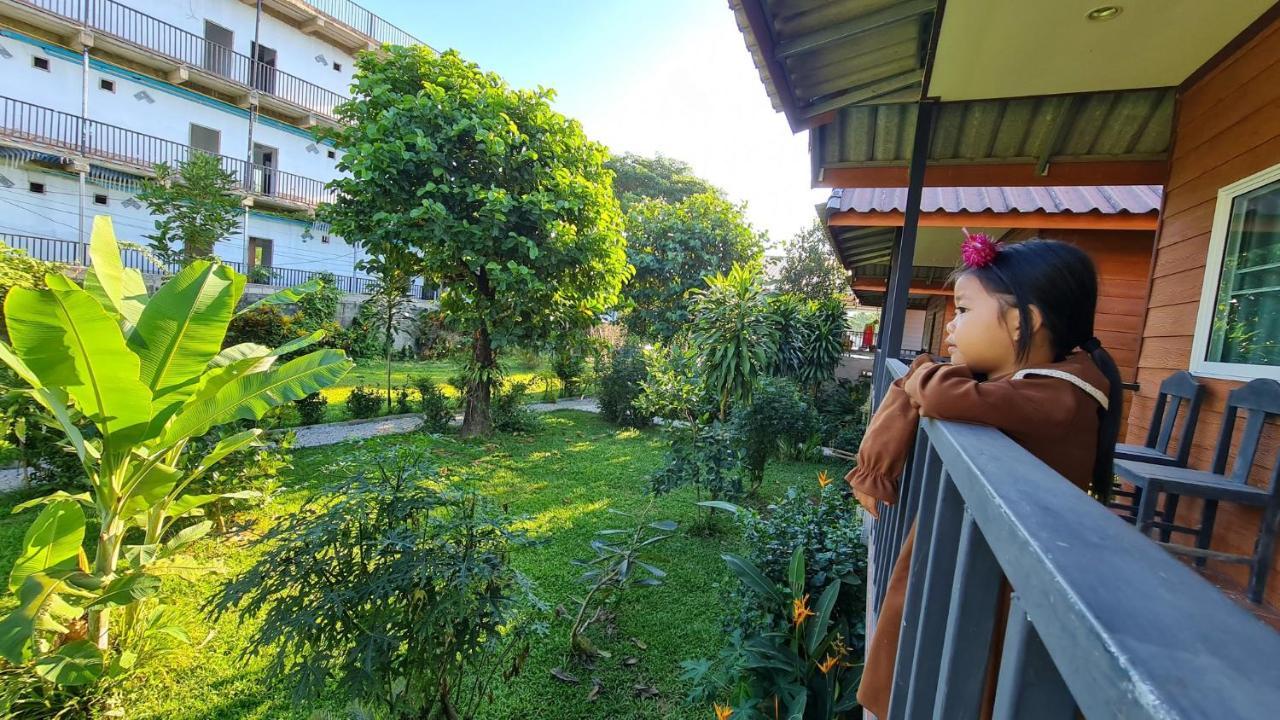 Pasanchai Bungalow Vang Vieng Dış mekan fotoğraf