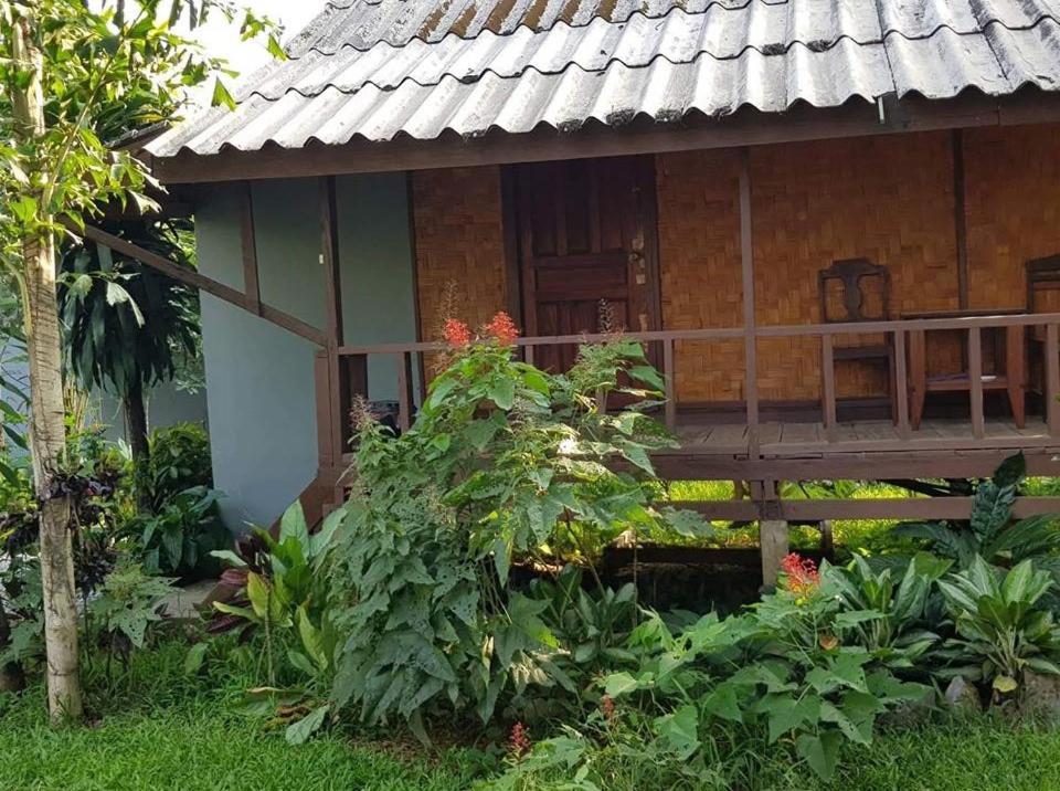 Pasanchai Bungalow Vang Vieng Dış mekan fotoğraf