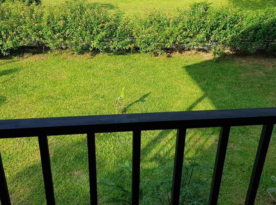 Pasanchai Bungalow Vang Vieng Dış mekan fotoğraf