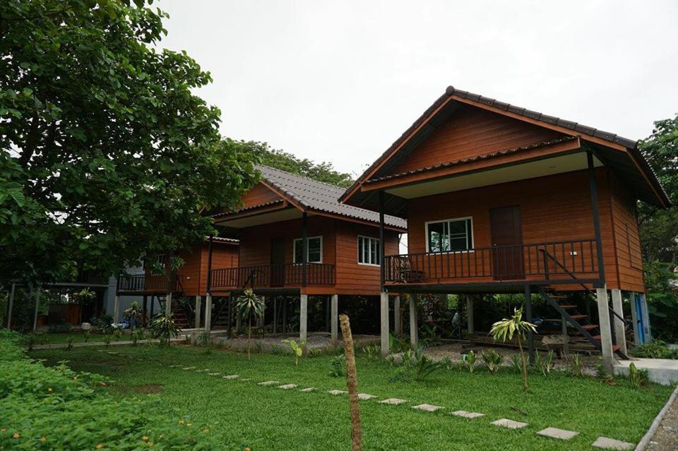 Pasanchai Bungalow Vang Vieng Dış mekan fotoğraf